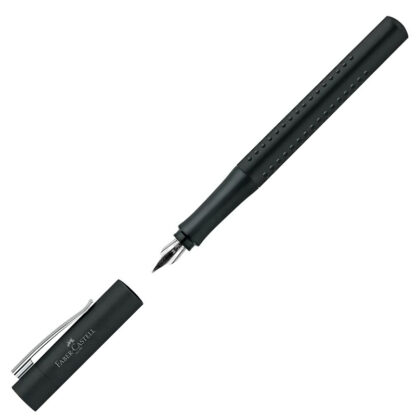 Faber-Castell Füller Grip 2011 M Schwarz Matt – Inkl. 10 Tintenpatronen, Mit Soft Grip Zone & Edelstahlfeder